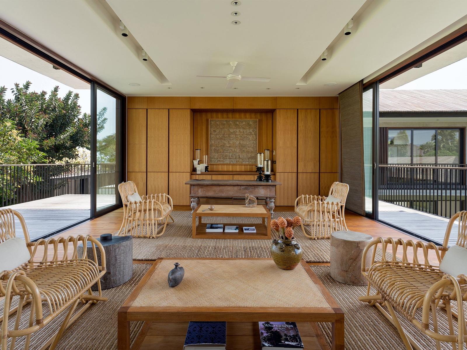 The Ocho Arnalaya Beach House - Gallery Image 16 in Canggu, Bali