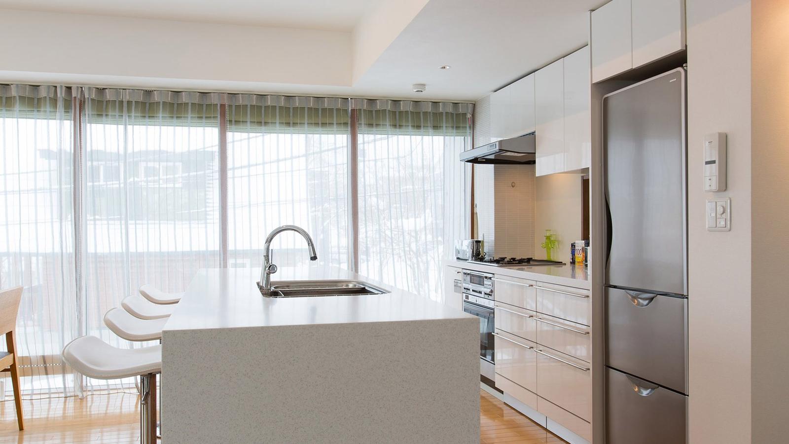 The Ocho Kita Kitsune Chalet - Gallery Image 12 in Hirafu village, Niseko, Japan