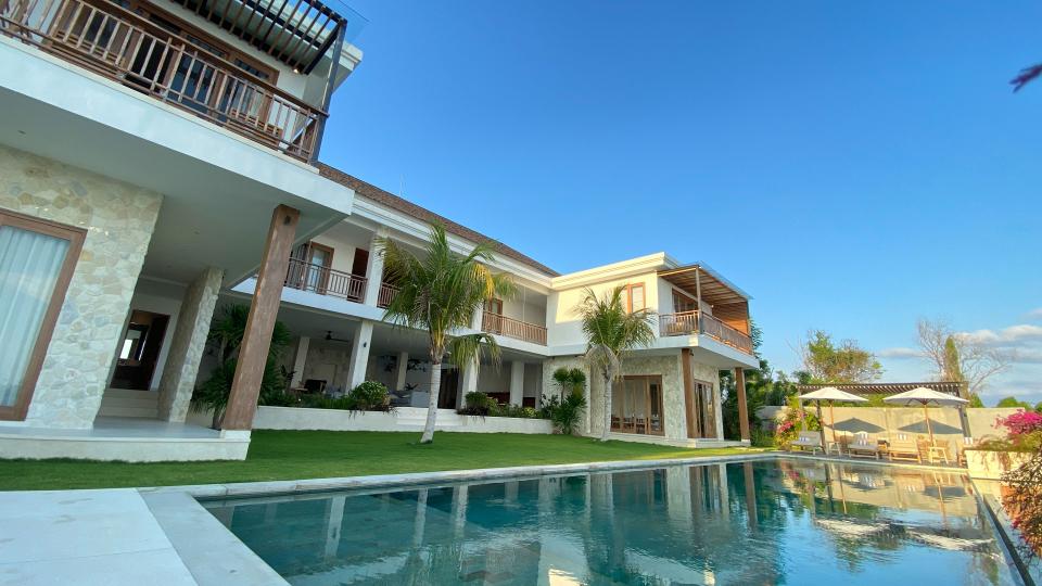 Leq Bale Villa