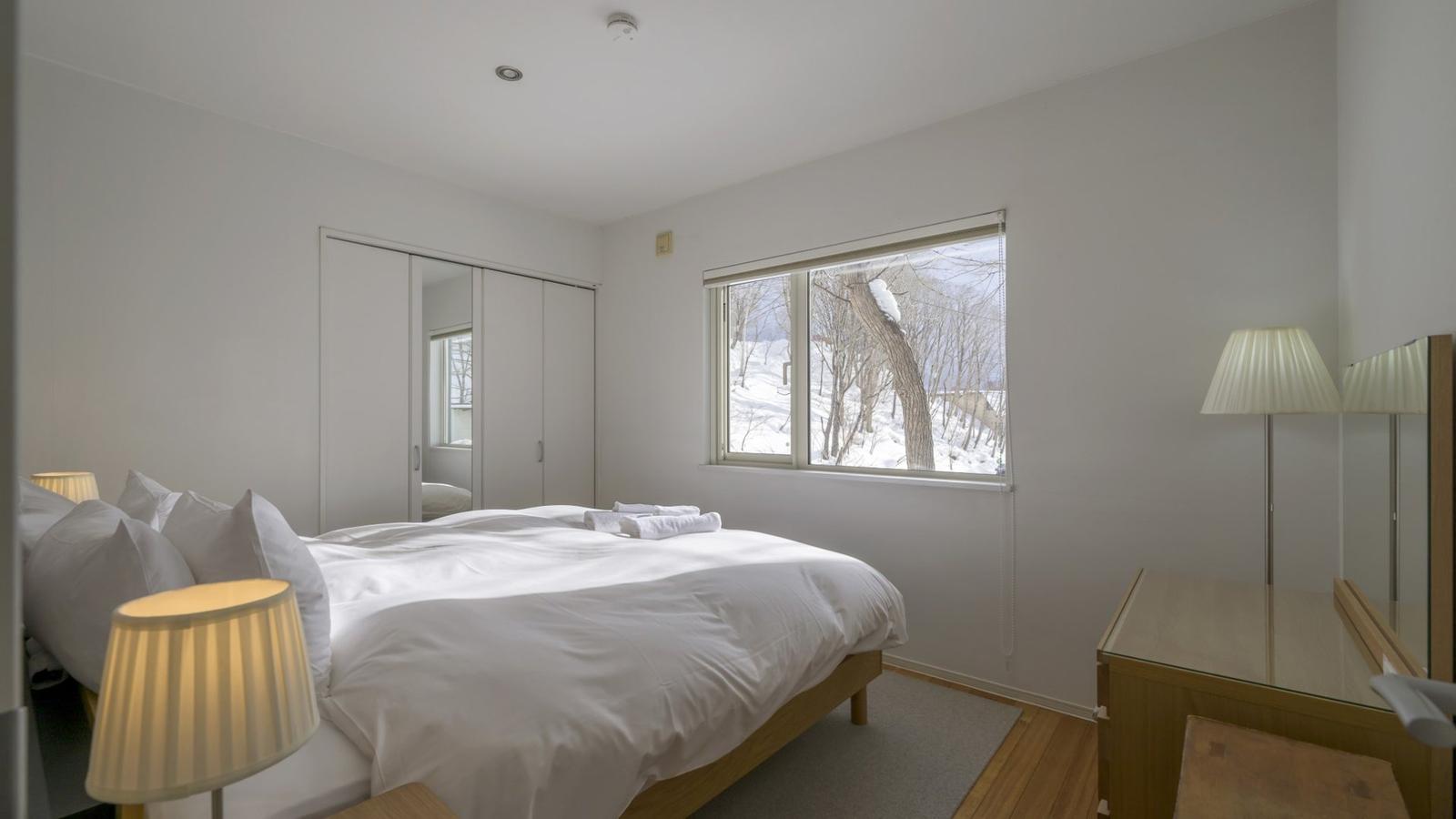 The Ocho Mizunara Chalet - Gallery Image 8 in Hirafu village, Niseko, Japan