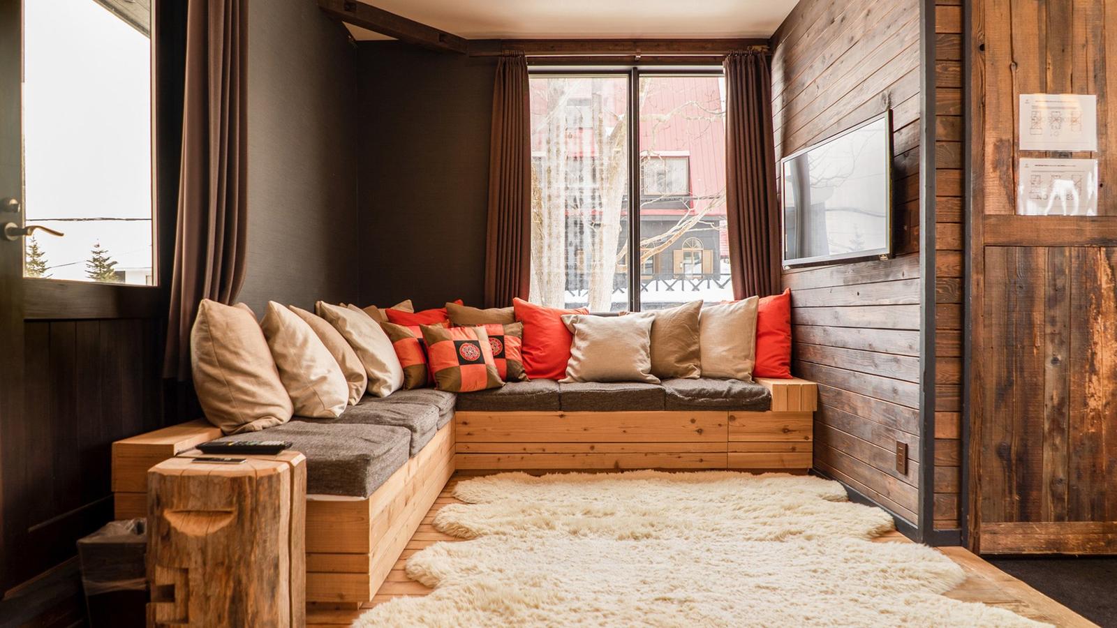 The Ocho Momiji Lodge - Gallery Image 5 in Middle Village Hirafu, Niseko, Japan