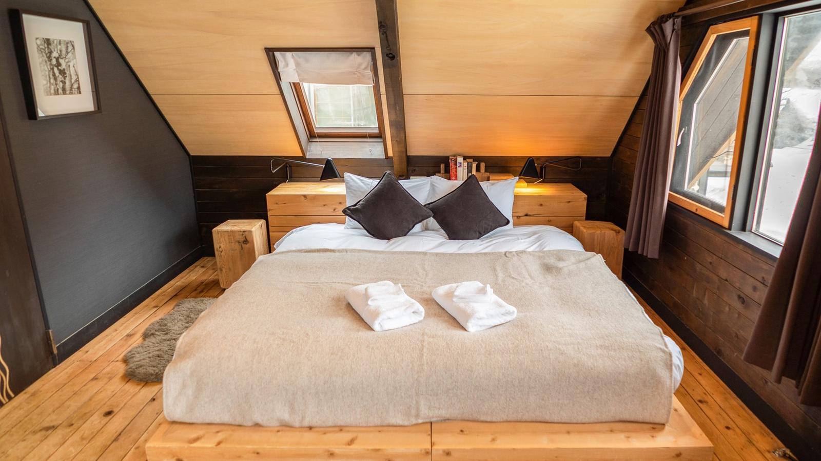 The Ocho Momiji Lodge - Gallery Image 20 in Middle Village Hirafu, Niseko, Japan