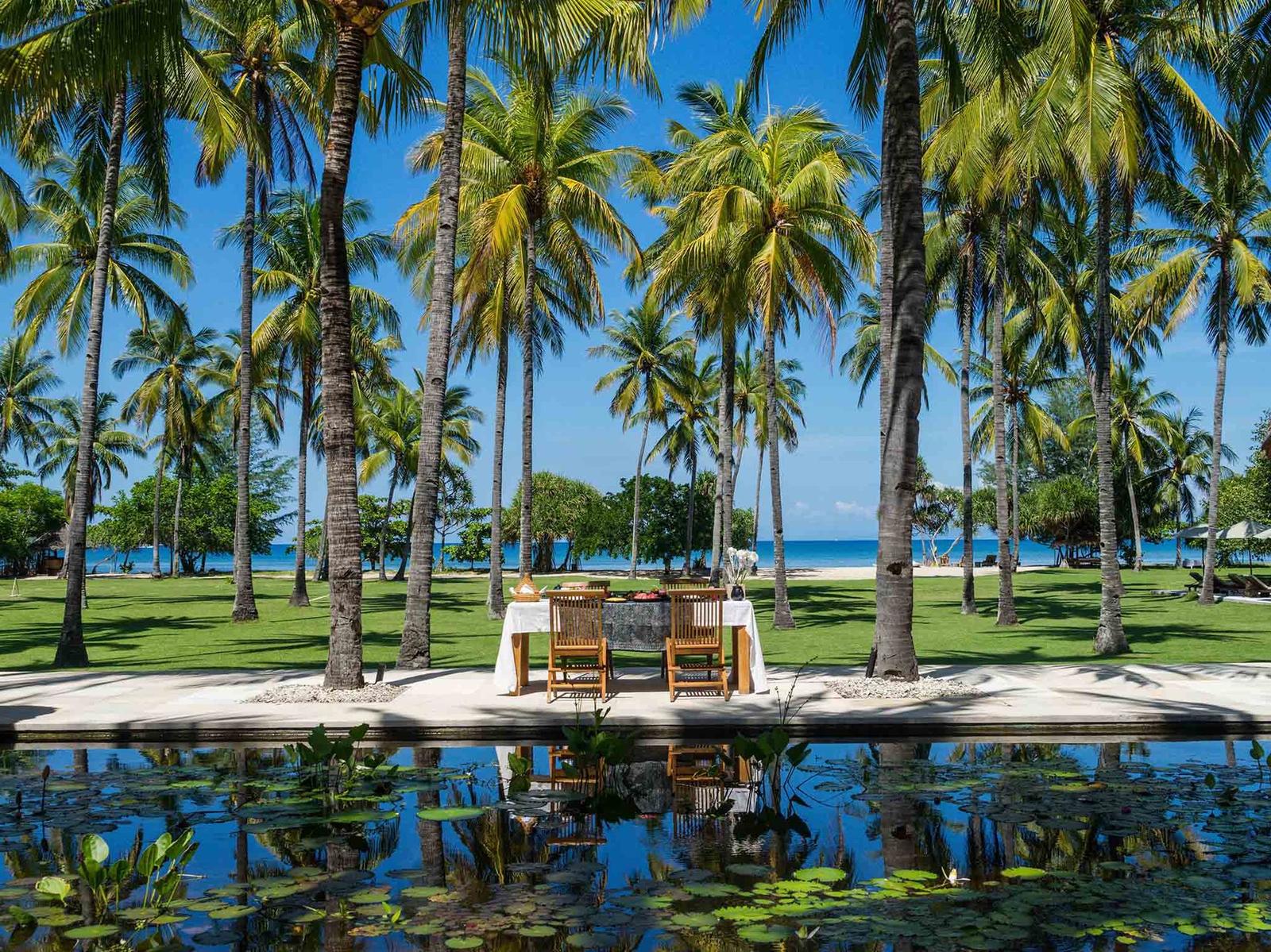 The Ocho Sira Beach House - Gallery Image 3 in Sira Beach, Lombok, Indonesia