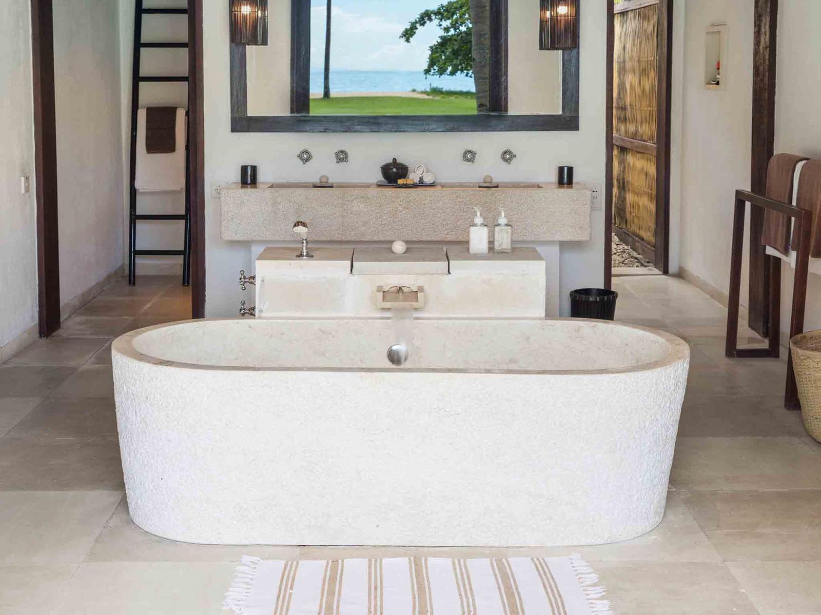 The Ocho Sira Beach House - Gallery Image 5 in Sira Beach, Lombok, Indonesia