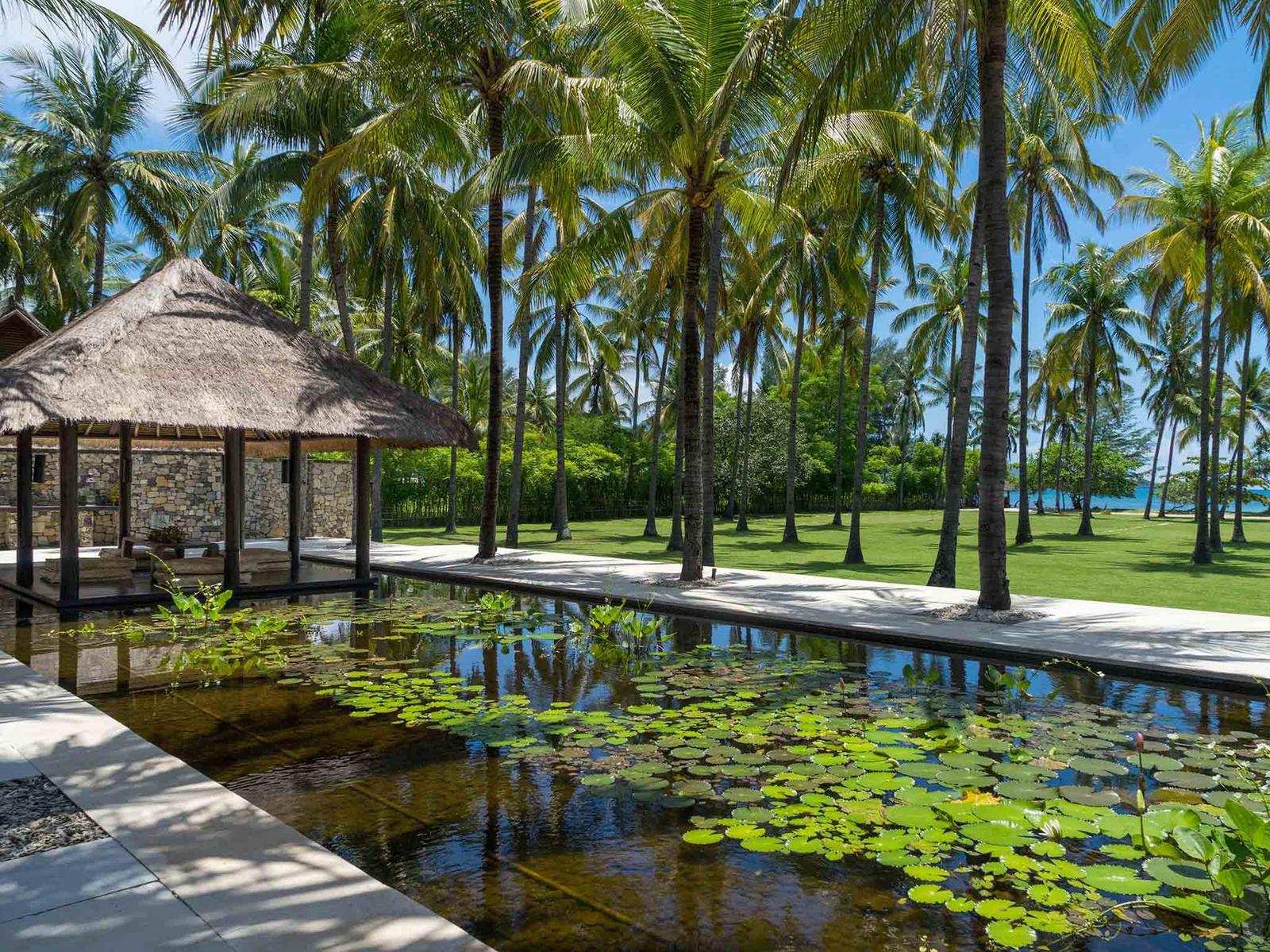 The Ocho Sira Beach House - Gallery Image 42 in Sira Beach, Lombok, Indonesia